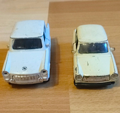 Trabant trabi modellauto - 2x,