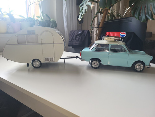 Trabant 601 modellauto set - 601,