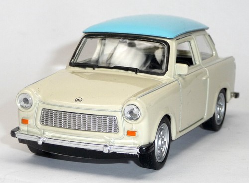 Trabant 601 beige mit - , blauem